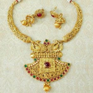 Nista Women’s Alloy Gold Plated Jewellery Set Glamorous